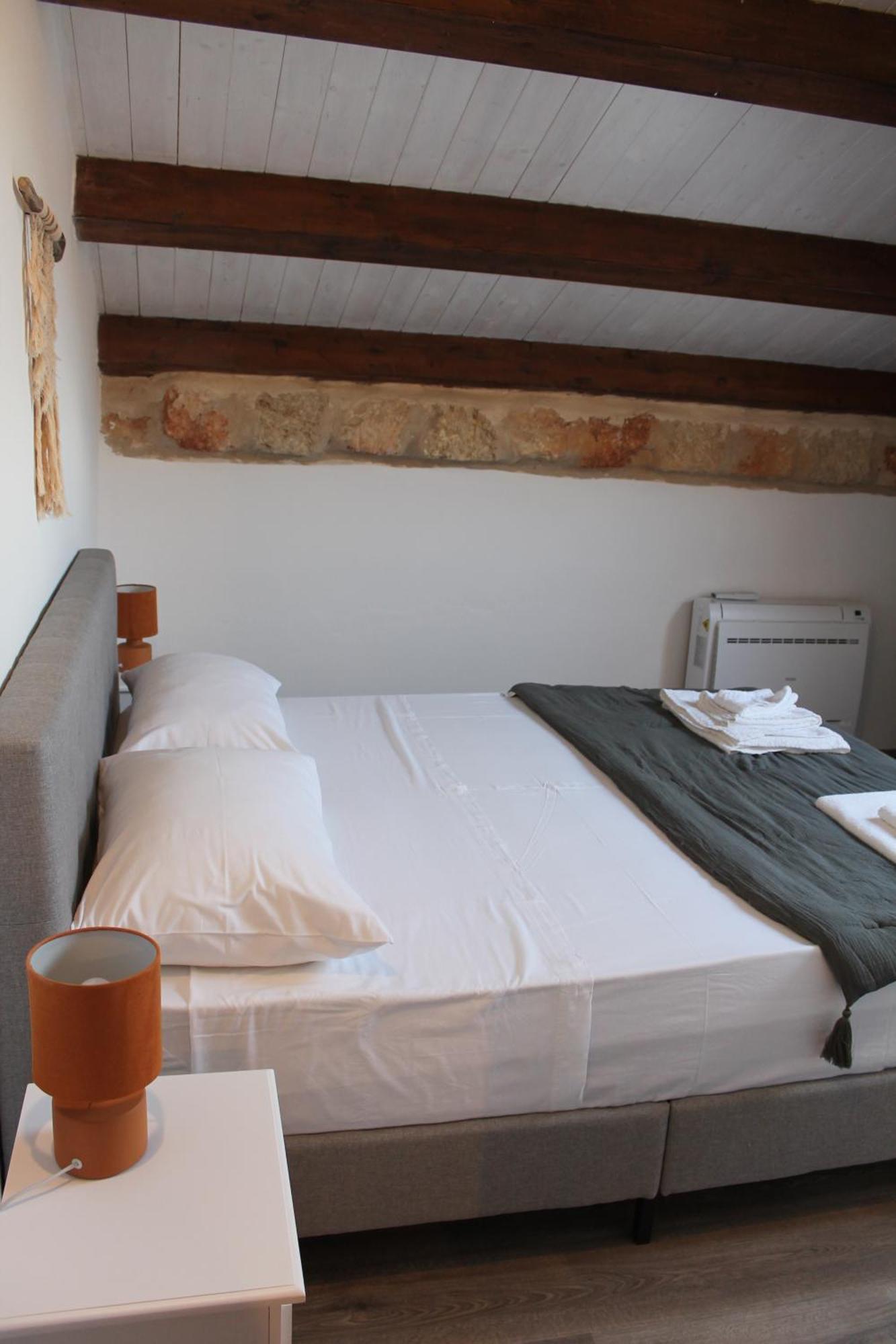 Mondello Apartment Екстериор снимка